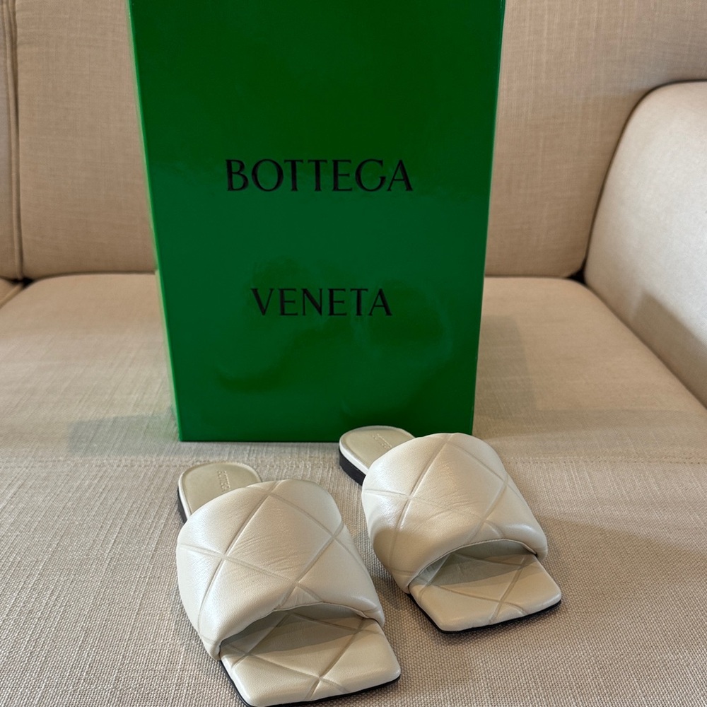 Bottega Veneta Lido Quilted Sandals